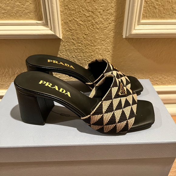 Prada Embroidered fabric sandals - Picture 3 of 5